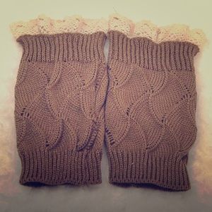 2 Pairs of Boot Warmers